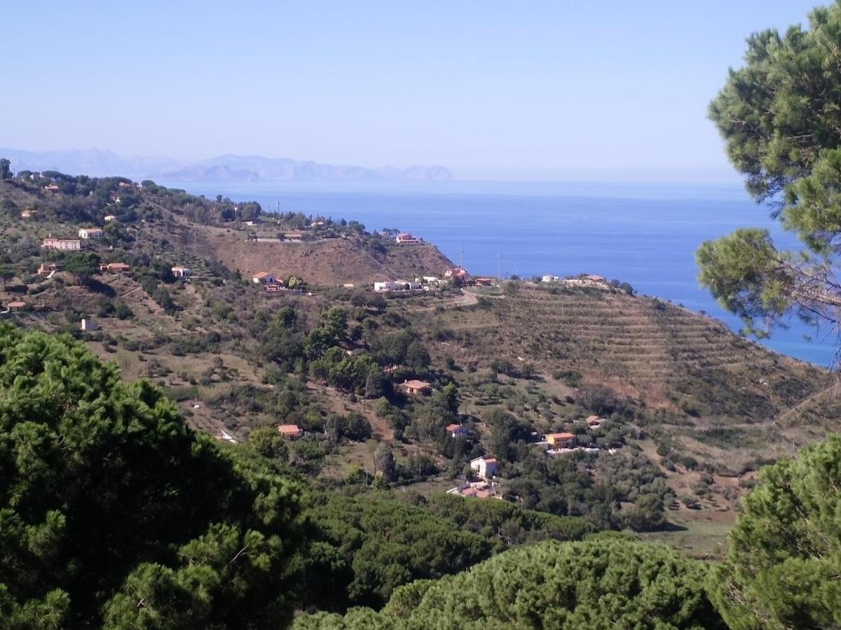 Incantevole Villa Con Vista Mozzafiato Чефалу Экстерьер фото